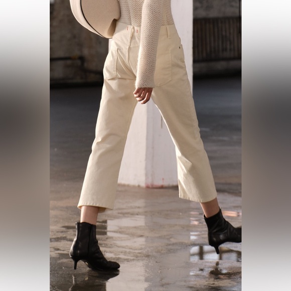 ZARA LOW RISE STRAIGHT LEG VELVET JEANS ZW COLLECTION $109 retail Size 6 NWT - Picture 3 of 15